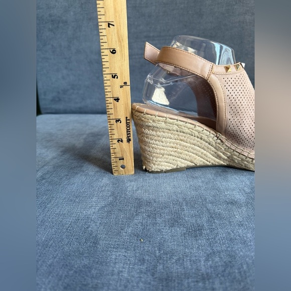 Marc Fisher Studded Wedge Sling Back Espadrilles Sandals SZ 9M Neutral Summer - Picture 9 of 9